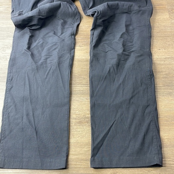 Columbia Mens Royce Peak Black OmniShield Articulate Knee Flex Nylon Pants 38x32 - Picture 9 of 15